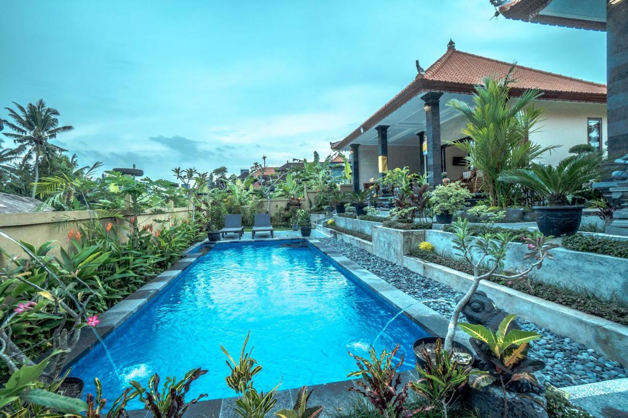 Hotel Pondok Putri Sari à Ubud Extérieur photo