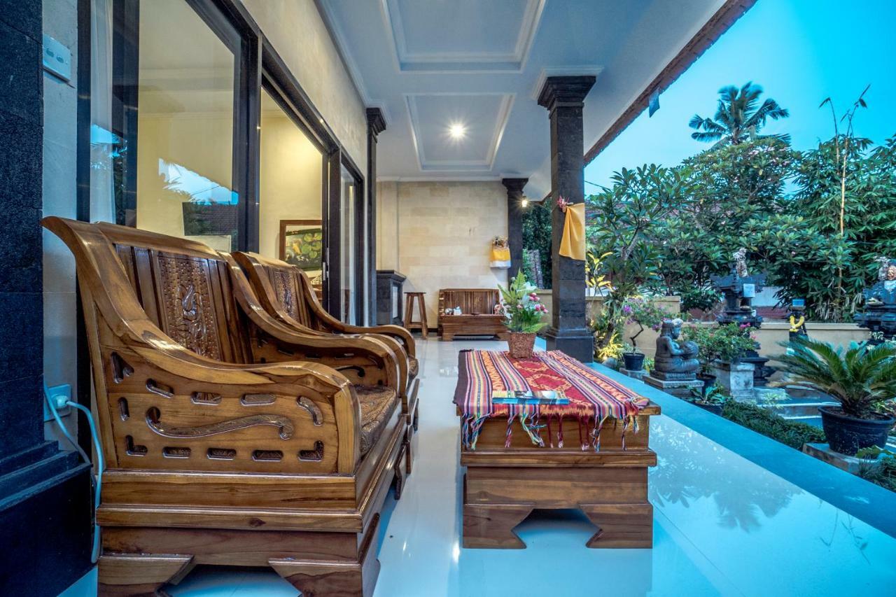 Hotel Pondok Putri Sari à Ubud Extérieur photo